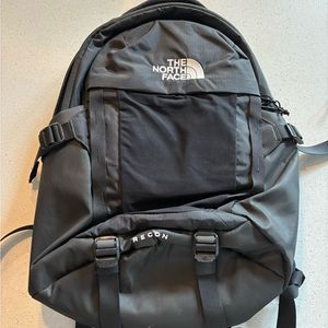 The North Face Black Classic Backpack with Durable Fabric